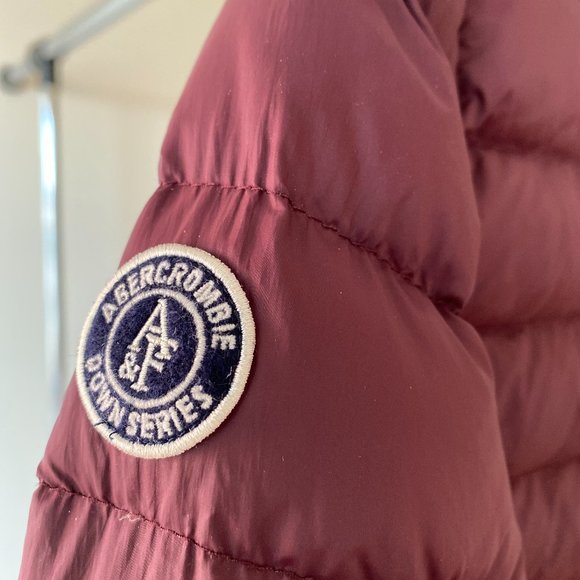 A&F Quilted Down-filled Jacket Size M - Picture 5 of 7